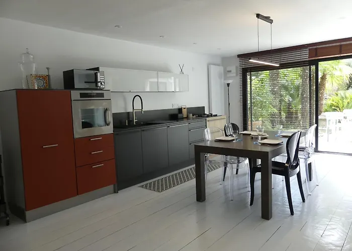 Les Palmes De Jade فيلة *